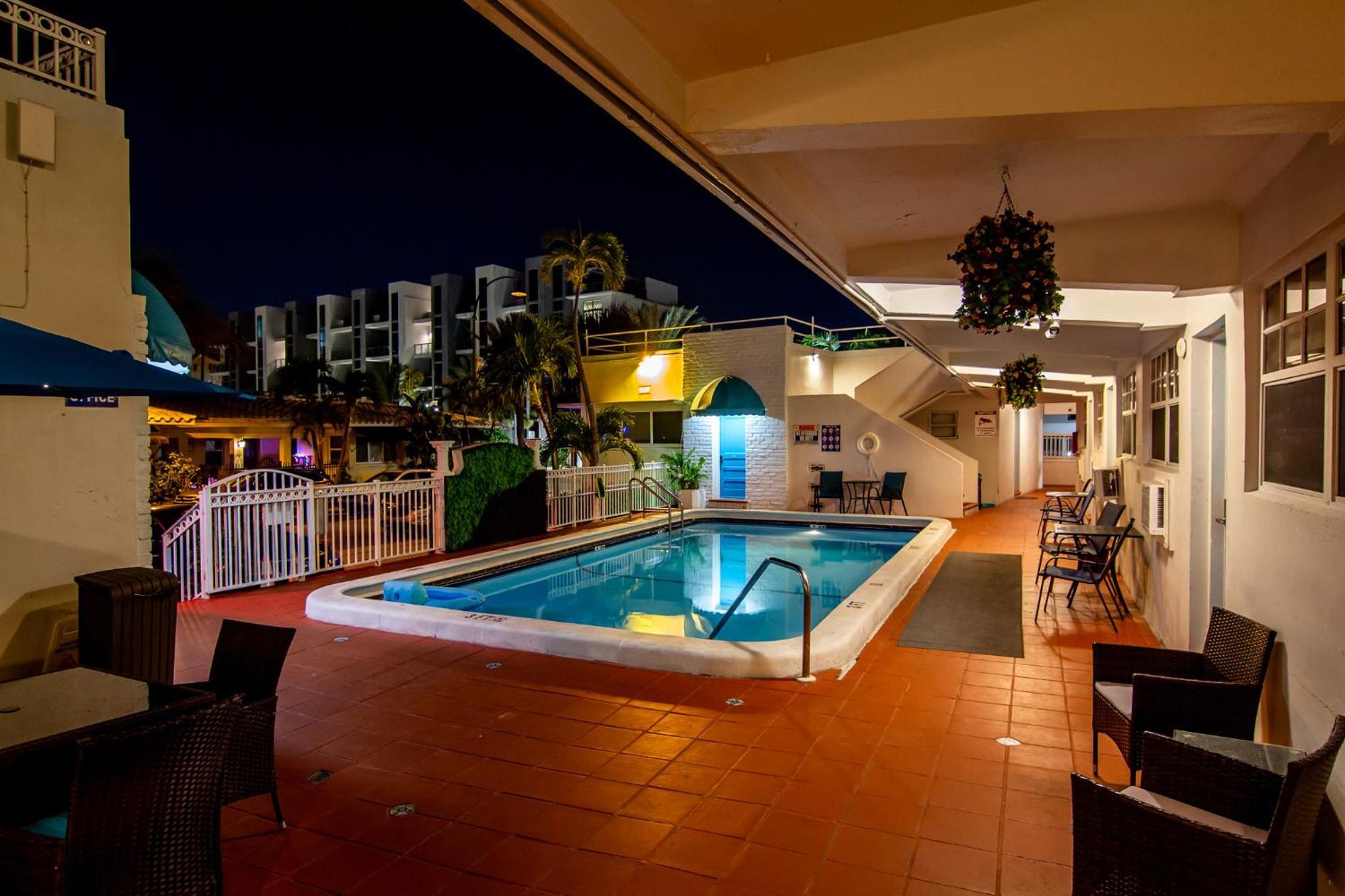 Pousada Suites Hollywood Exteriér fotografie